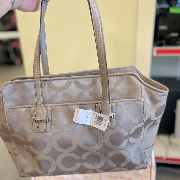 NWT **COACH PURSE, WALLET & WRISTLET** - Picture 1 of 6